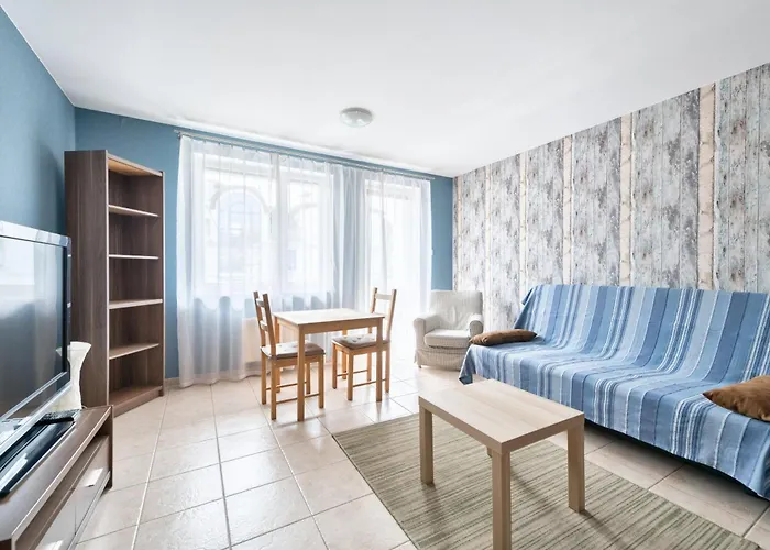 Smart With Parking & Balcony In By Renters Sopot