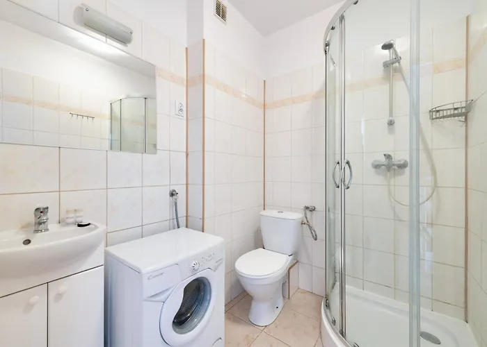 Smart With Parking & Balcony In By Renters Apartment Sopot